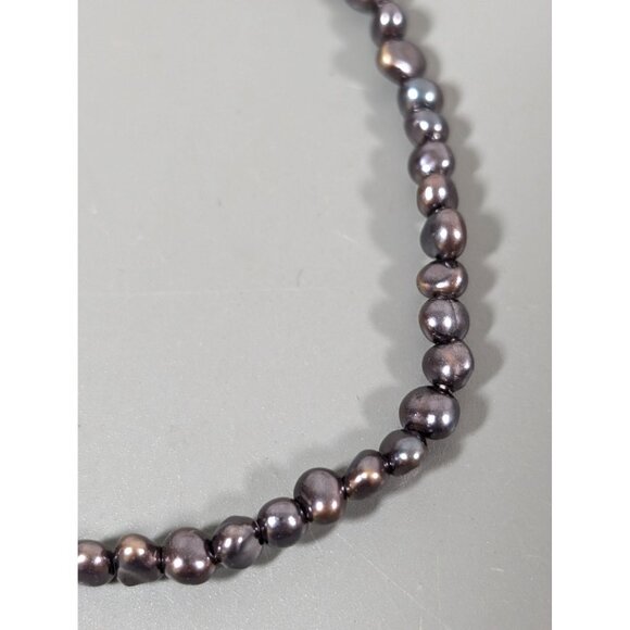 Dainty Gray Small Baroque Pearl Bracelet 7" - Picture 3 of 7